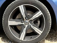 USED 2016 66 VOLVO V40 2.0 V40 R-Design T2 5dr Full Service History Sat Nav