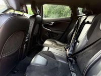 USED 2016 66 VOLVO V40 2.0 V40 R-Design T2 5dr Full Service History Sat Nav