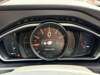 USED 2016 66 VOLVO V40 2.0 V40 R-Design T2 5dr Full Service History Sat Nav