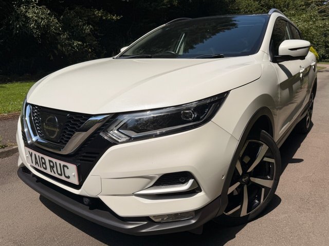 View our NISSAN QASHQAI