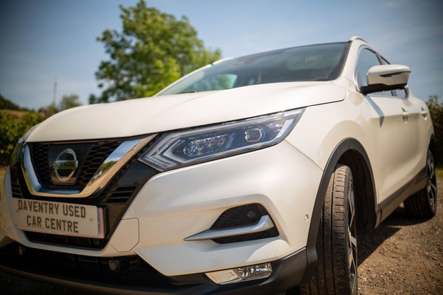 View our NISSAN QASHQAI