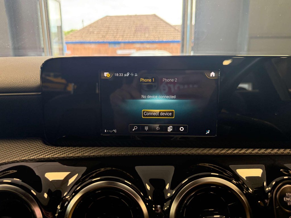 USED 2021 21 MERCEDES-BENZ A-CLASS 1.3 A 180 SE 5dr SH + REVERSE CAMERA + SAT NAV