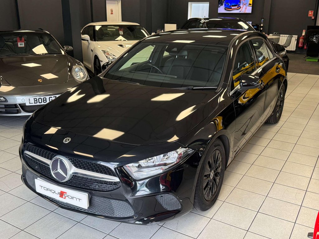 USED 2021 21 MERCEDES-BENZ A-CLASS 1.3 A 180 SE 5dr SH + REVERSE CAMERA + SAT NAV