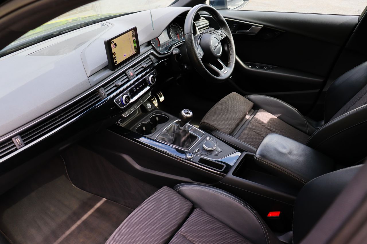 2017 AUDI A4 S Line - vehicle photo 21 for sale on PureCar