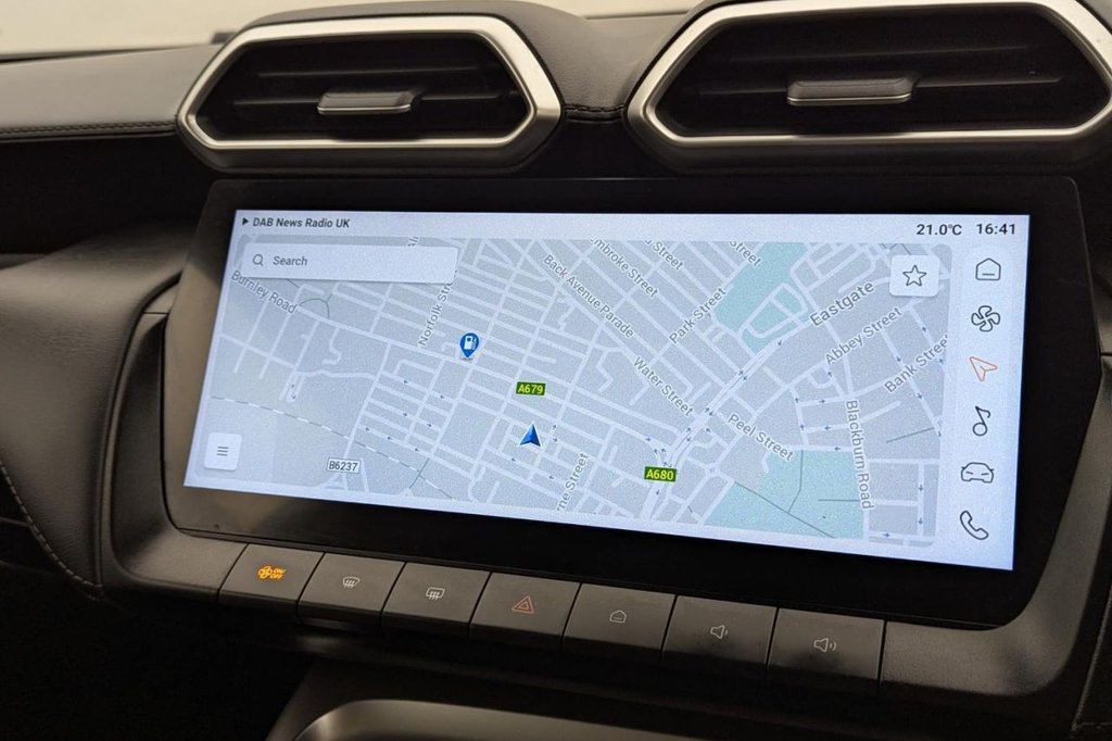 USED 2024 74 MG MG ZS 1.5 Hybrid+ Trophy SUV 5dr Petrol Hybrid Auto Euro 6 (s/s) (196 ps) Sat Nav, Car Play, 360 Cameras
