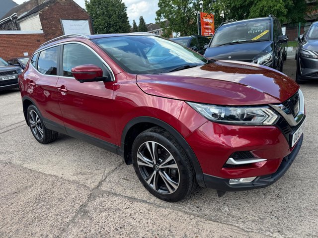 2017 67 Nissan Qashqai 1.2 DIG-T N-Connecta XTRON Euro 6 (s/s) 5dr