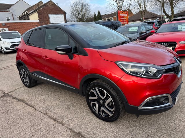 View our RENAULT CAPTUR