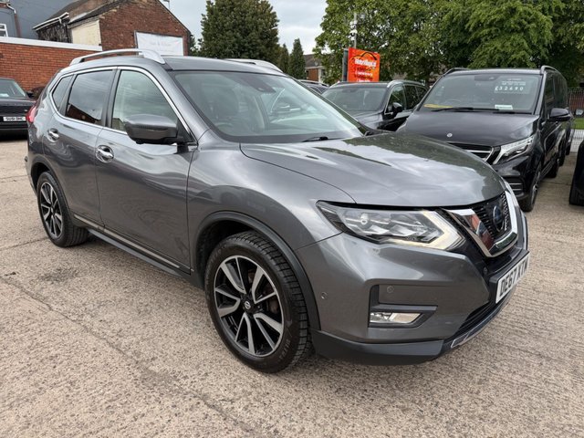 View our NISSAN X-TRAIL