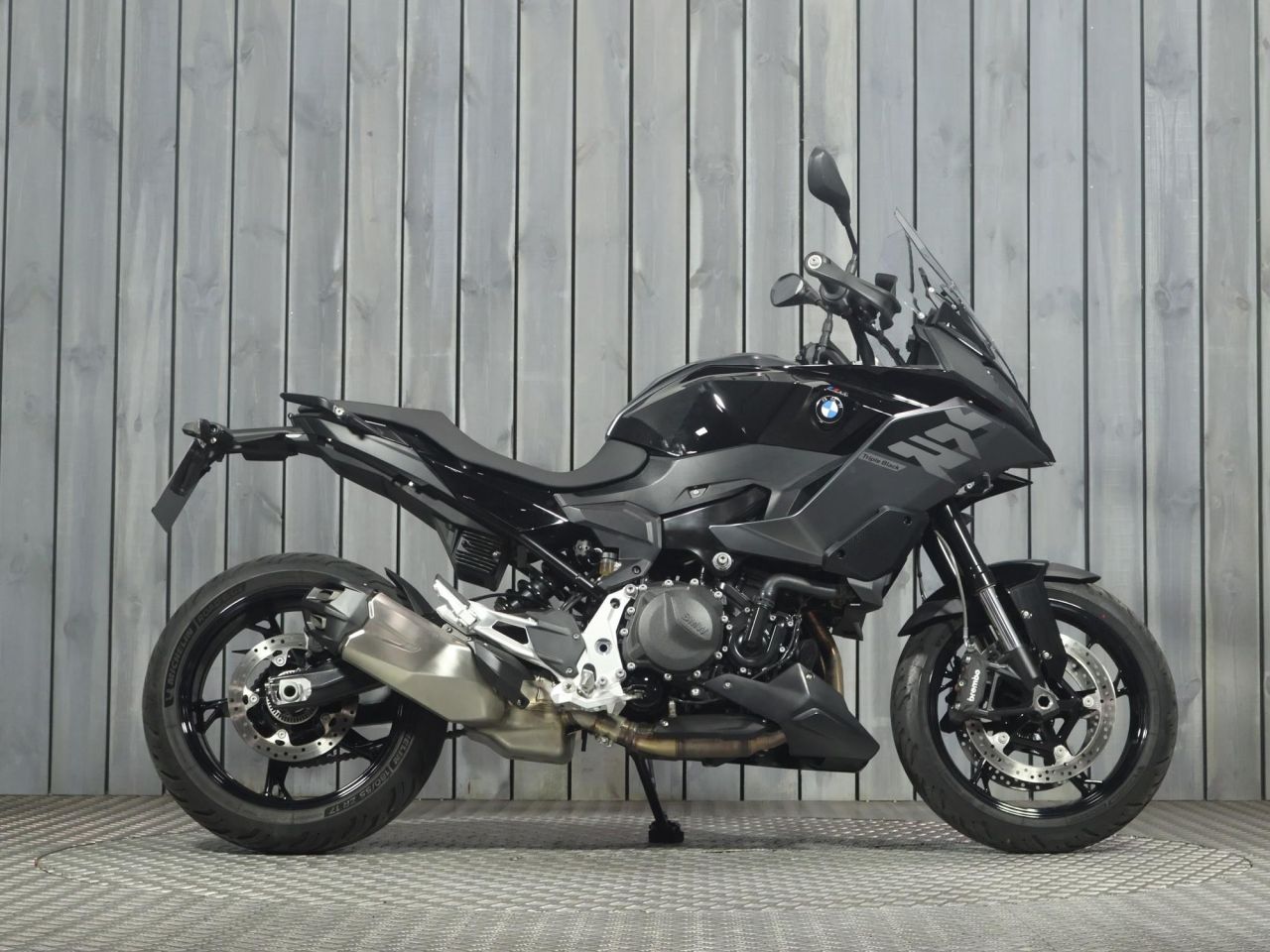BMW F 900 XR