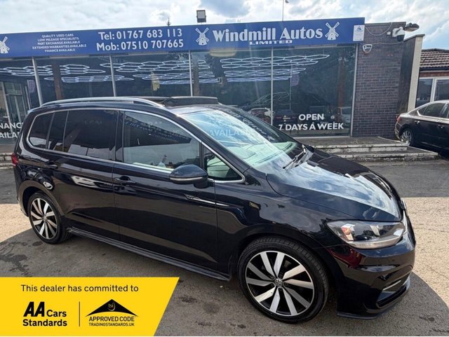 View our VOLKSWAGEN TOURAN