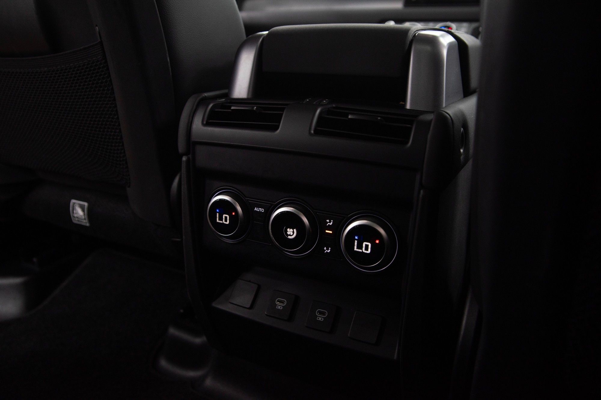 USED 2024 W LAND ROVER DEFENDER 110 2.0 P400e 15.4kWh XS Edition Plug-in Hybrid  