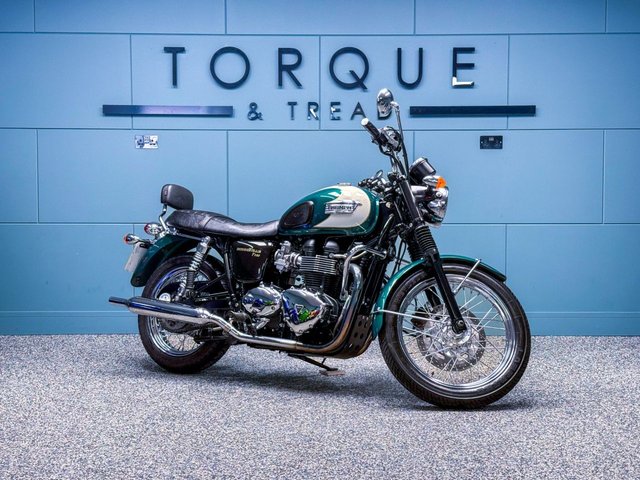 2009 09 Triumph Bonneville T100 865 Roadster/Retro Petrol 