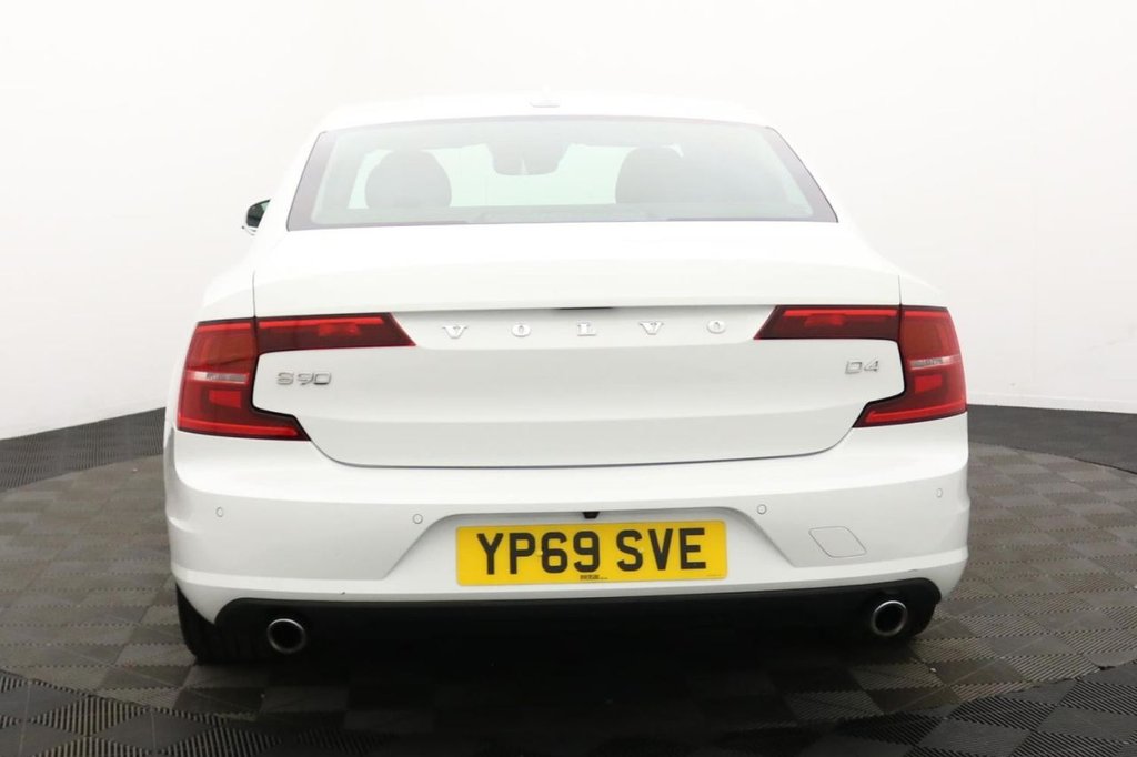 USED 2019 69 VOLVO S90 2.0 D4 Momentum Plus Saloon 4dr Diesel Auto Euro 6 (s/s) (190 ps) Sat Nav, Camera, DAB