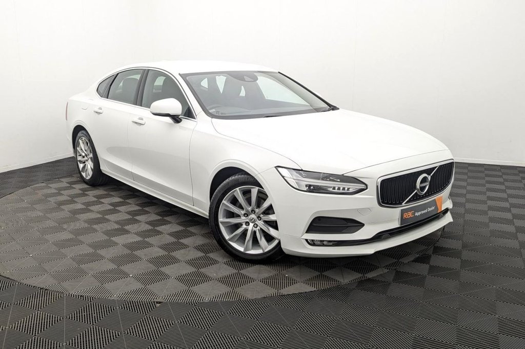 USED 2019 69 VOLVO S90 2.0 D4 Momentum Plus Saloon 4dr Diesel Auto Euro 6 (s/s) (190 ps) Sat Nav, Camera, DAB