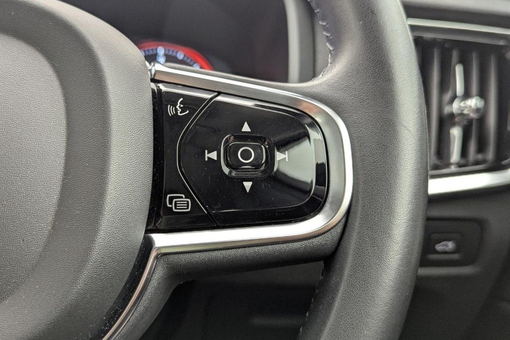 USED 2019 69 VOLVO S90 2.0 D4 Momentum Plus Saloon 4dr Diesel Auto Euro 6 (s/s) (190 ps) Sat Nav, Camera, DAB