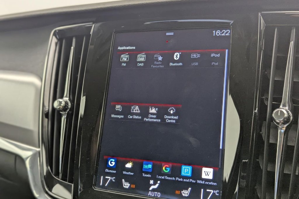 USED 2019 69 VOLVO S90 2.0 D4 Momentum Plus Saloon 4dr Diesel Auto Euro 6 (s/s) (190 ps) Sat Nav, Camera, DAB