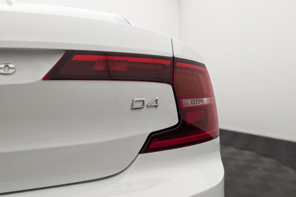 USED 2019 69 VOLVO S90 2.0 D4 Momentum Plus Saloon 4dr Diesel Auto Euro 6 (s/s) (190 ps) Sat Nav, Camera, DAB