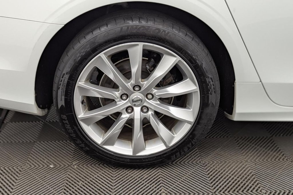 USED 2019 69 VOLVO S90 2.0 D4 Momentum Plus Saloon 4dr Diesel Auto Euro 6 (s/s) (190 ps) Sat Nav, Camera, DAB