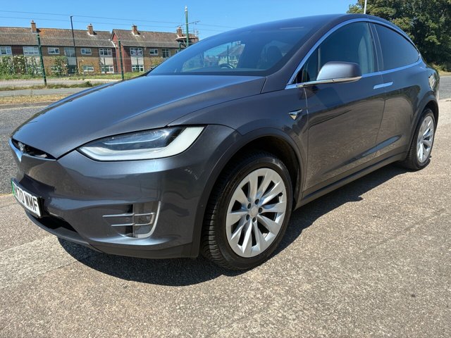 View our Tesla Model X (Dual Motor) Long Range SUV 5dr Electric Auto 4WDE (417 bhp)