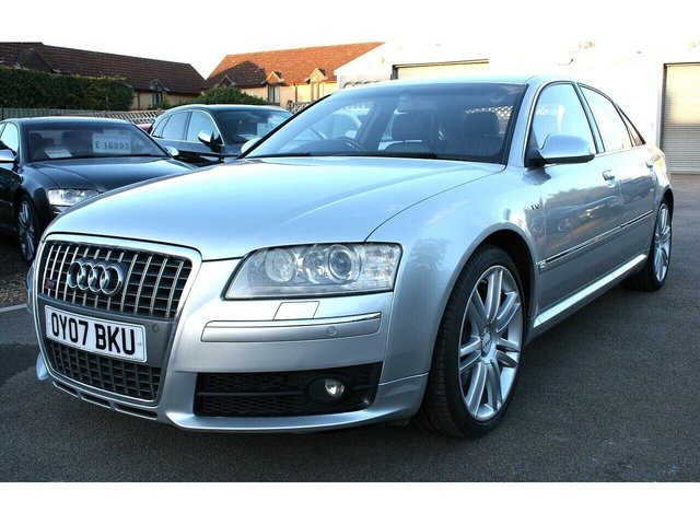 View our AUDI S8