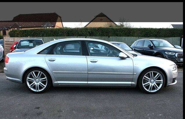 2007 Audi S8