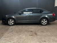 USED 2019 19 SKODA OCTAVIA 1.5 TSI GPF ACT SE Hatchback 5dr Petrol Manual Euro 6 (s/s) (150 ps) CAR PLAY - BLUETOOTH - DAB