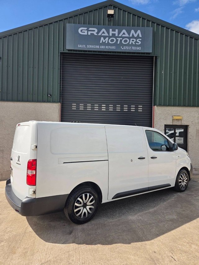 View our PEUGEOT EXPERT