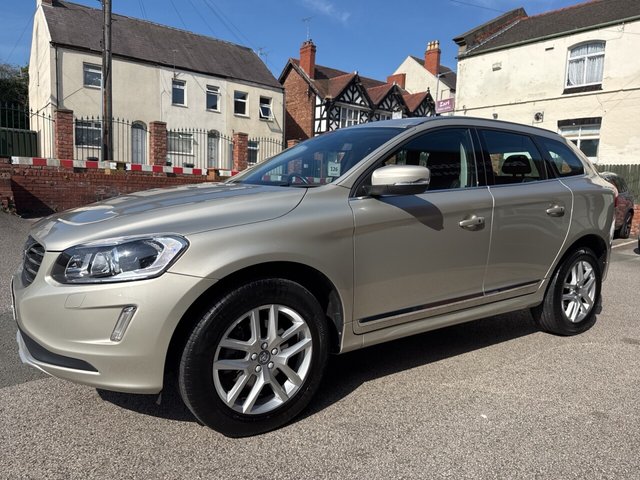 View our VOLVO XC60