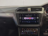 USED 2021 21 VOLKSWAGEN TIGUAN 1.5 TSI Life SUV 5dr Petrol DSG Euro 6 (s/s) (150 ps) 