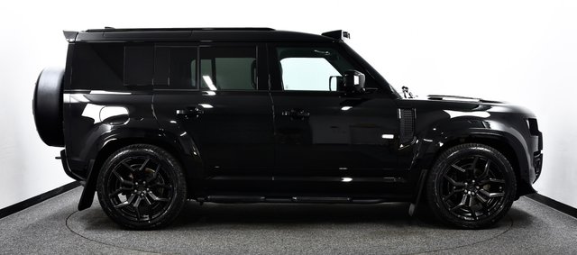 USED 2025 25 LAND ROVER DEFENDER 110 3.0 D350 MHEV X-Dynamic HSE SUV 5dr Diesel Auto 4WD Euro 6 (s/s) (350 ps) URBAN WT | AirSus/Pan/7 Seats