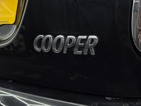 USED 2019 19 MINI HATCH 1.5 Cooper Classic Hatchback 3dr Petrol Steptronic Euro 6 (s/s) (136 ps) interior lighting