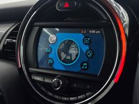 USED 2019 19 MINI HATCH 1.5 Cooper Classic Hatchback 3dr Petrol Steptronic Euro 6 (s/s) (136 ps) interior lighting