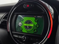 USED 2019 19 MINI HATCH 1.5 Cooper Classic Hatchback 3dr Petrol Steptronic Euro 6 (s/s) (136 ps) interior lighting