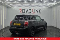 USED 2019 19 MINI HATCH 1.5 Cooper Classic Hatchback 3dr Petrol Steptronic Euro 6 (s/s) (136 ps) interior lighting