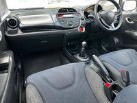 USED 2015 15 HONDA JAZZ 1.4 i-VTEC EX Hatchback 5dr Petrol Manual Euro 5 (99 ps) Comprehensive Service History  |  Set of 2 Keys