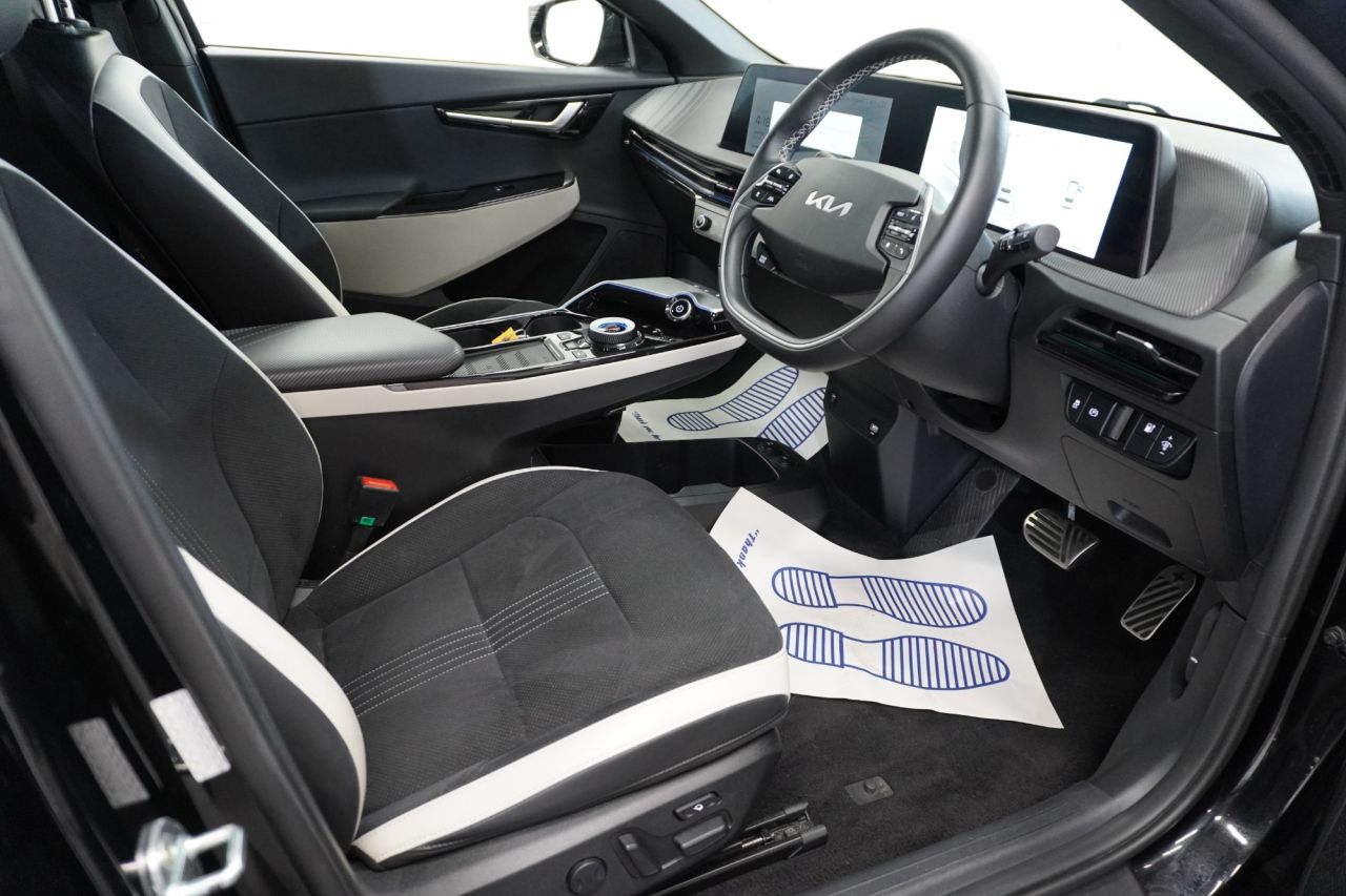 2023 KIA EV6 77.4kWh GT-Line Hatchback 5dr Electric Auto (225 bhp) - vehicle photo 22 for sale on PureCar