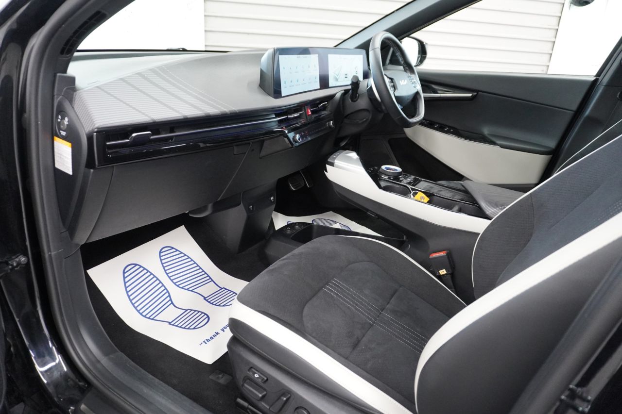 2023 KIA EV6 77.4kWh GT-Line Hatchback 5dr Electric Auto (225 bhp) - vehicle photo 34 for sale on PureCar