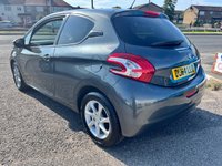 USED 2014 64 PEUGEOT 208 1.4 HDi Style Hatchback 3dr Diesel Manual Euro 5 (70 ps) 