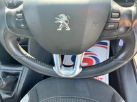 USED 2014 64 PEUGEOT 208 1.4 HDi Style Hatchback 3dr Diesel Manual Euro 5 (70 ps) 