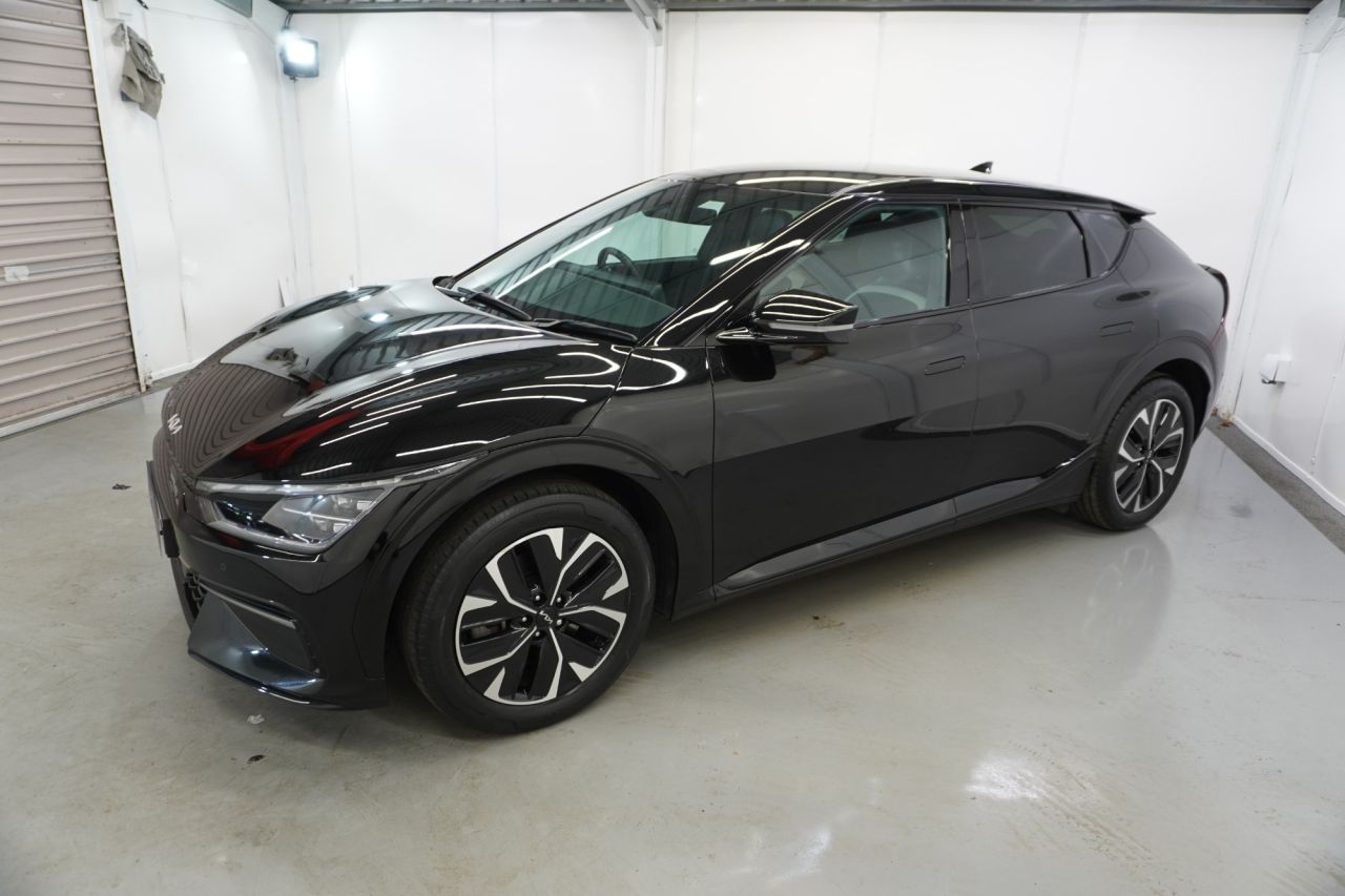 2022 KIA EV6 77.4kWh GT-Line Hatchback 5dr Electric Auto (225 bhp) - vehicle photo 12 for sale on PureCar