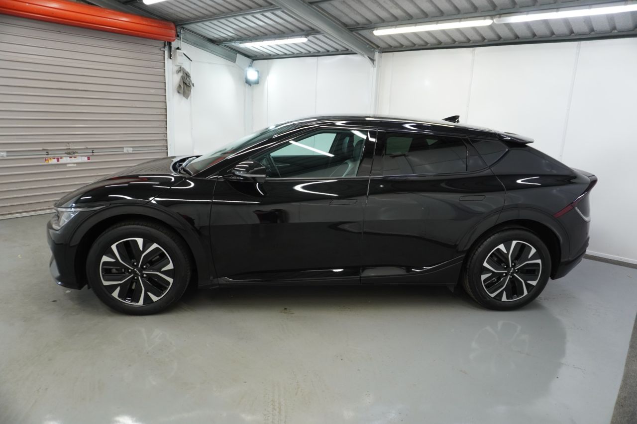 2022 KIA EV6 77.4kWh GT-Line Hatchback 5dr Electric Auto (225 bhp) - vehicle photo 13 for sale on PureCar