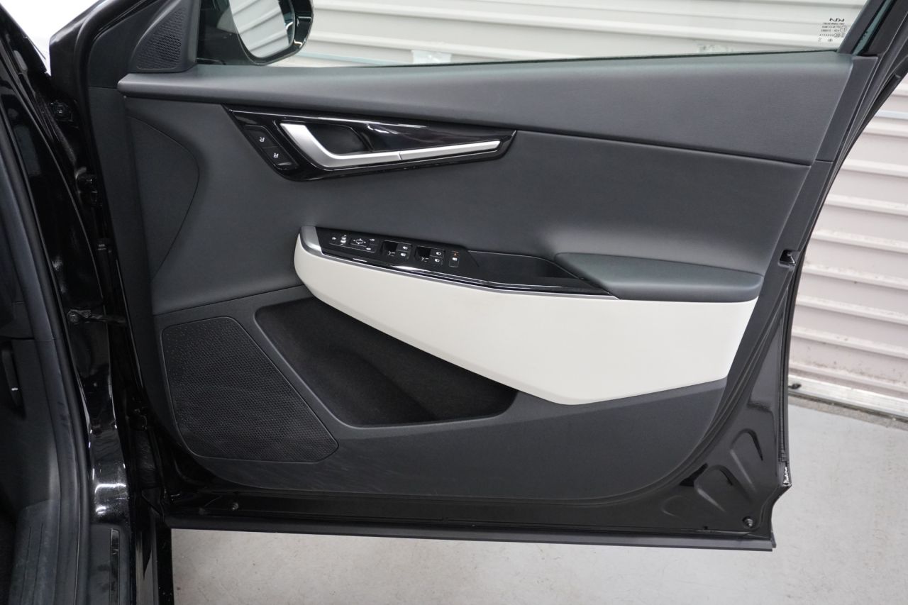 2022 KIA EV6 77.4kWh GT-Line Hatchback 5dr Electric Auto (225 bhp) - vehicle photo 21 for sale on PureCar