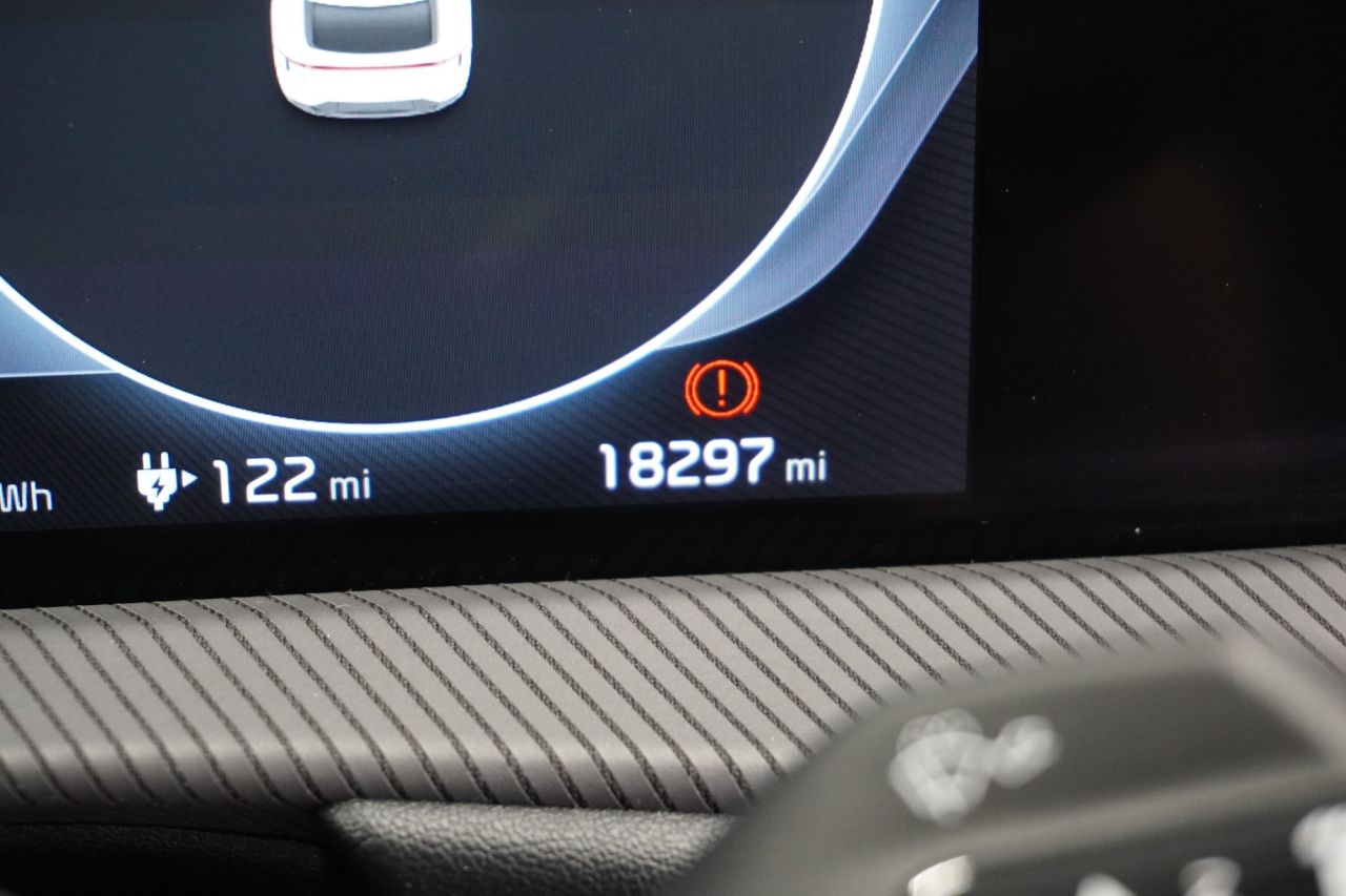 2022 KIA EV6 77.4kWh GT-Line Hatchback 5dr Electric Auto (225 bhp) - vehicle photo 27 for sale on PureCar