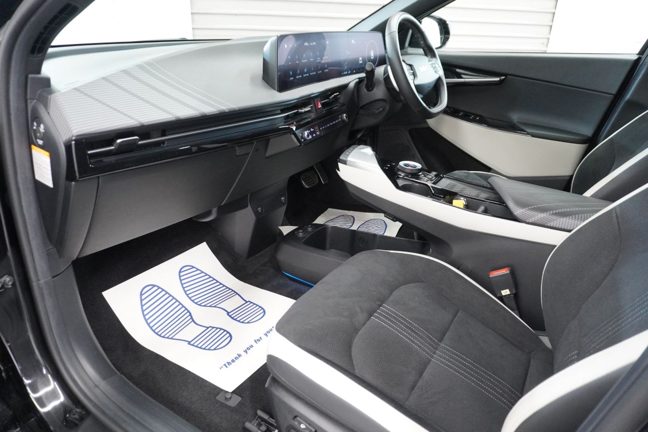 2022 KIA EV6 77.4kWh GT-Line Hatchback 5dr Electric Auto (225 bhp) - vehicle photo 34 for sale on PureCar
