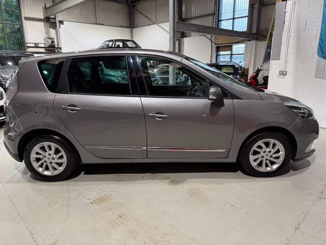 View our RENAULT SCENIC