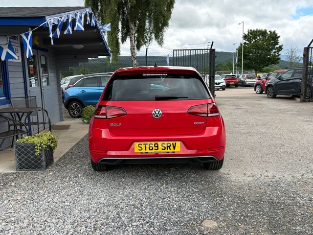 View our VOLKSWAGEN GOLF