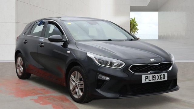 2019 19 KIA CEED 1.0 T-GDi ECO 2 Hatchback 5dr Petrol Manual Euro 6 (s/s) (118 bhp)+2 KEYS+1 FORMER KEEPER+ALLOYS+FSH 6 STAMPS+BLUETOOTH+MEDIA+AIRCON+USB+AUX+DAB+NAV+CRUISE 2 KEYS+1 FORMER KEEPER+ALLOYS+FSH 6 STAMPS+BLUETOOTH+MEDIA+AIRCON+USB+AUX+DAB+NAV+CRUISE+HPI CLEAR