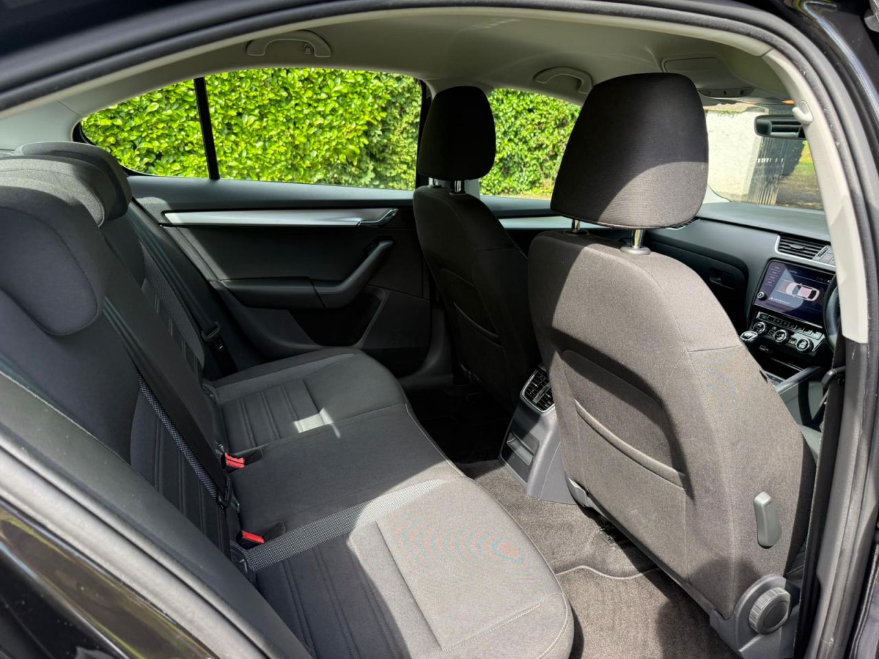2020 SKODA OCTAVIA 1.0 TSI GPF SE Technology Hatchback 5dr Petrol Manual Euro 6 (s/s) (115 ps) - vehicle photo 14 for sale on PureCar