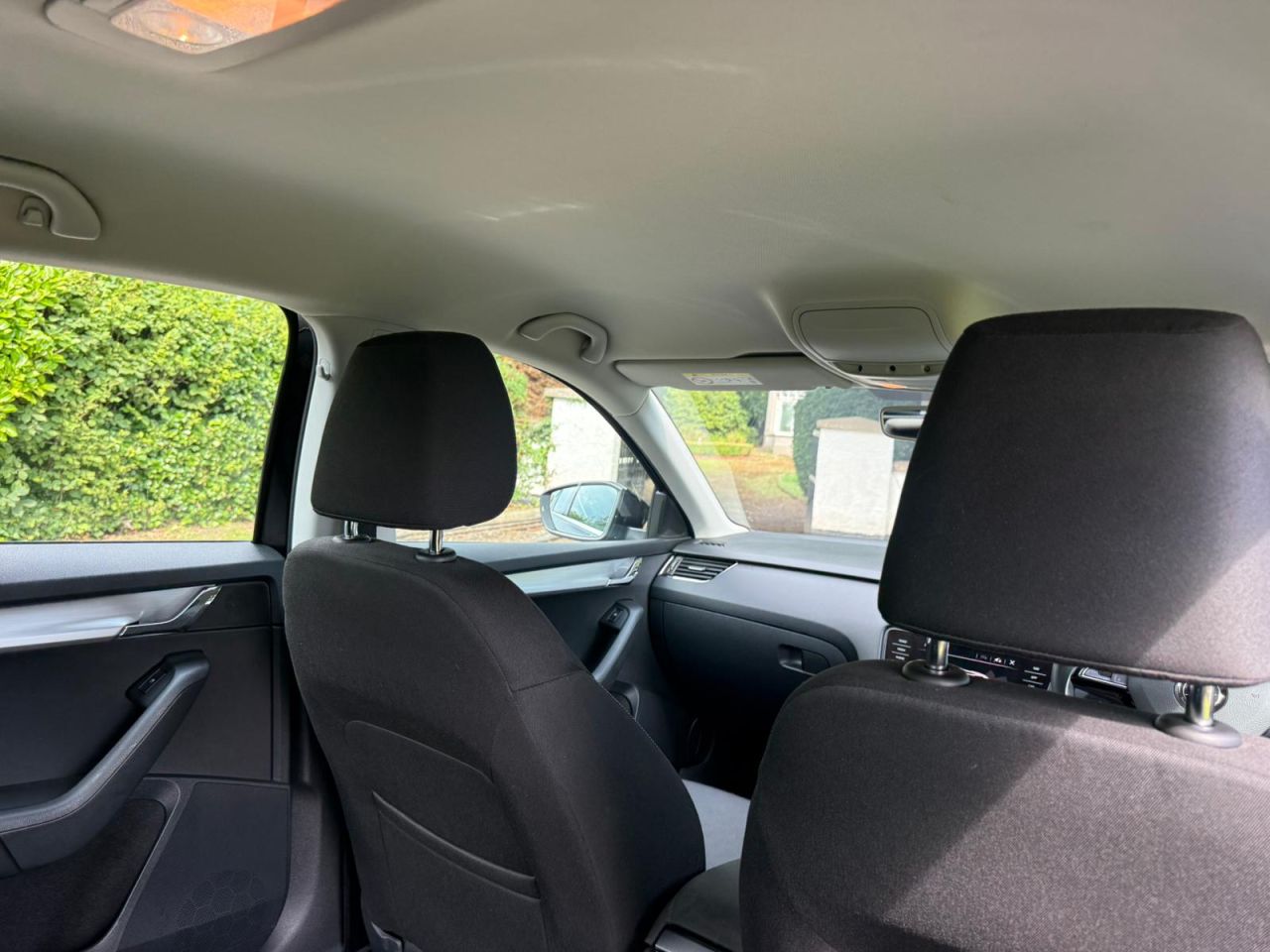 2020 SKODA OCTAVIA 1.0 TSI GPF SE Technology Hatchback 5dr Petrol Manual Euro 6 (s/s) (115 ps) - vehicle photo 26 for sale on PureCar