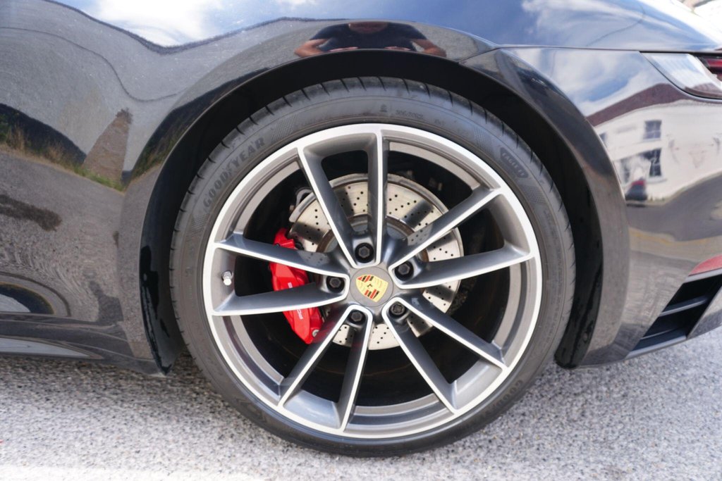USED 2020 20 PORSCHE 911 3.0T 992 Carrera 4S PDK 4WD Euro 6 (s/s) 2dr JUST ARRIVED